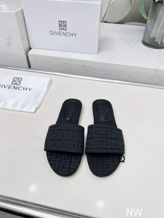 Picture of Givenchy Slippers _SKUGivenchysz35-40NW06012674